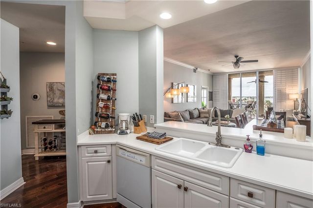 450 Bayfront PL 4508, Naples, FL 34102
