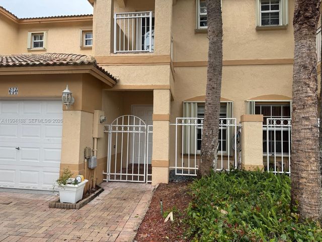 650 NW 170th Ter 650, Pembroke Pines, FL 33028