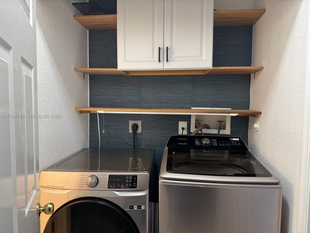 650 NW 170th Ter 650, Pembroke Pines, FL 33028