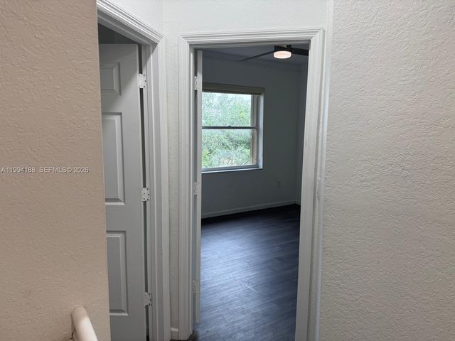 650 NW 170th Ter 650, Pembroke Pines, FL 33028