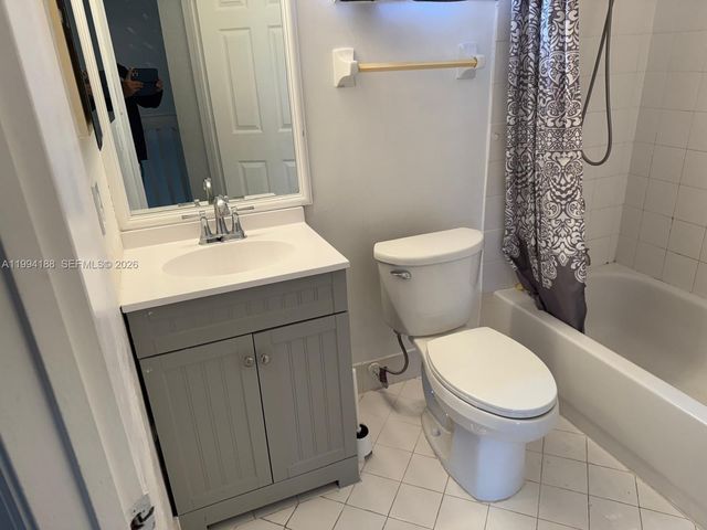 650 NW 170th Ter 650, Pembroke Pines, FL 33028