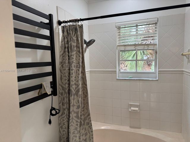 650 NW 170th Ter 650, Pembroke Pines, FL 33028