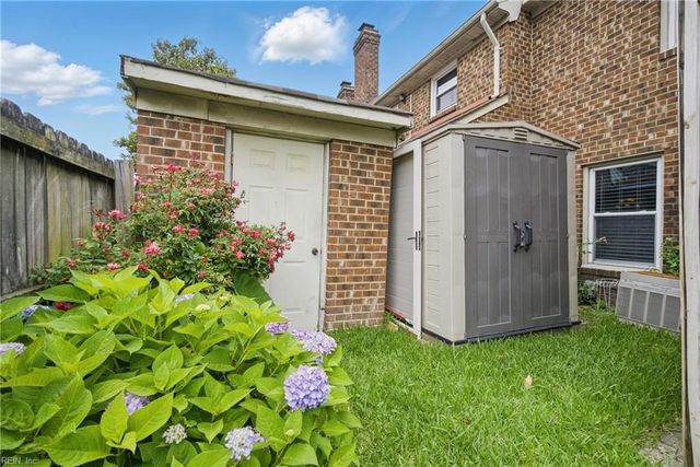 5337 Kindlewood DR, Virginia Beach, VA 23455