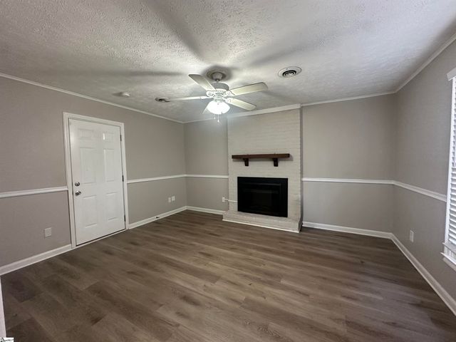 34 Charterhouse Avenue, Piedmont, SC 29673