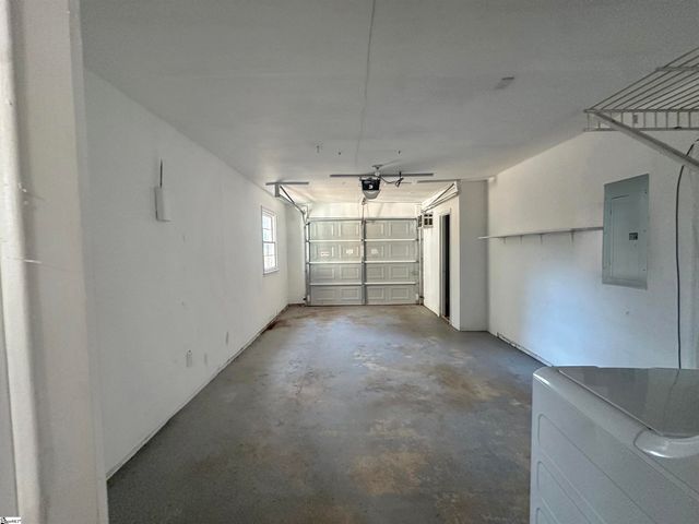 34 Charterhouse Avenue, Piedmont, SC 29673