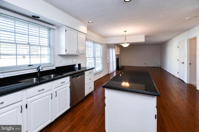 13208 KEVERTON DR, Upper Marlboro, MD 20774