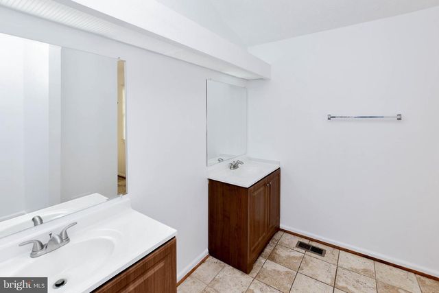 13208 KEVERTON DR, Upper Marlboro, MD 20774