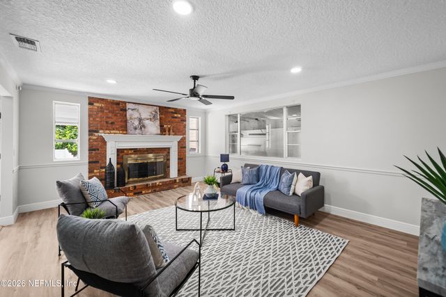 258 MACHELLE Drive, Jacksonville, FL 32220