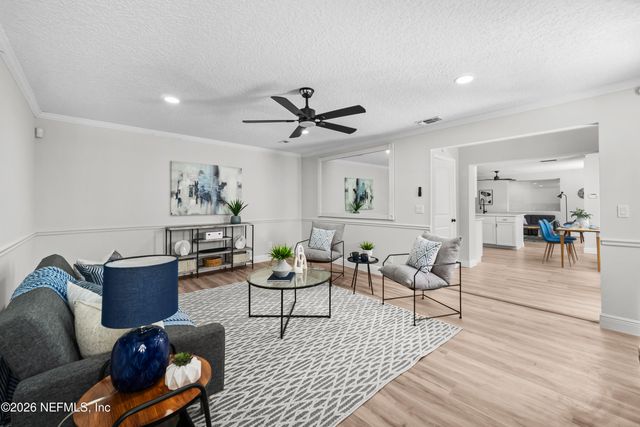 258 MACHELLE Drive, Jacksonville, FL 32220