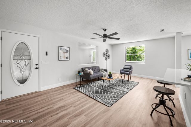 258 MACHELLE Drive, Jacksonville, FL 32220