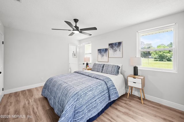 258 MACHELLE Drive, Jacksonville, FL 32220
