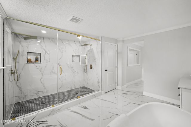 258 MACHELLE Drive, Jacksonville, FL 32220