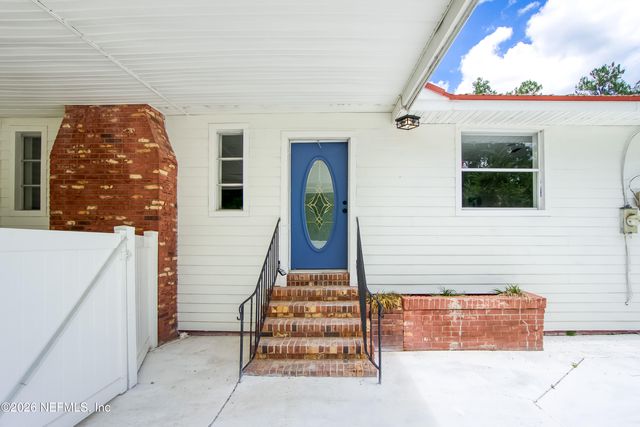 258 MACHELLE Drive, Jacksonville, FL 32220