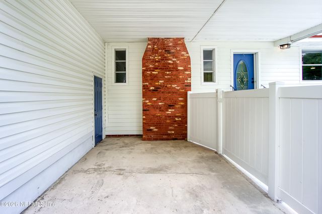 258 MACHELLE Drive, Jacksonville, FL 32220
