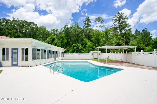 258 MACHELLE Drive, Jacksonville, FL 32220