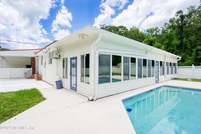 258 MACHELLE Drive, Jacksonville, FL 32220