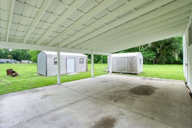 258 MACHELLE Drive, Jacksonville, FL 32220