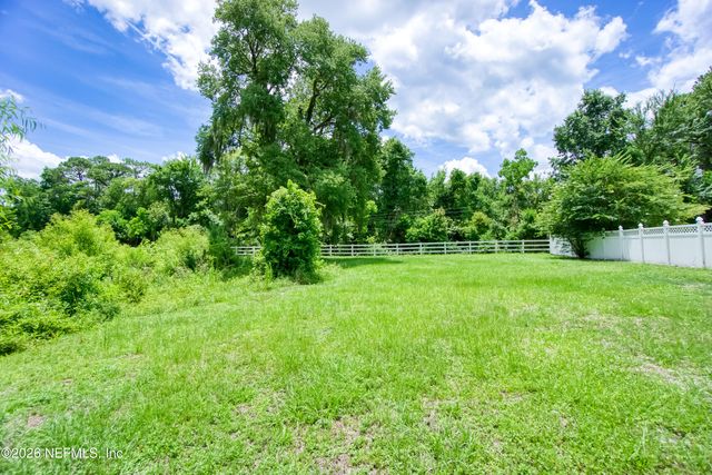 258 MACHELLE Drive, Jacksonville, FL 32220
