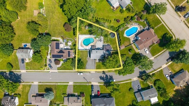 12 Kingston Rd, Wayne Twp., NJ 07470