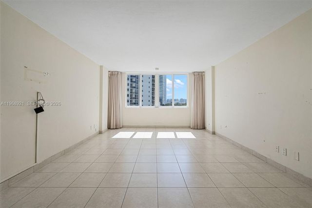 19201 Collins Ave 603, Sunny Isles Beach, FL 33160