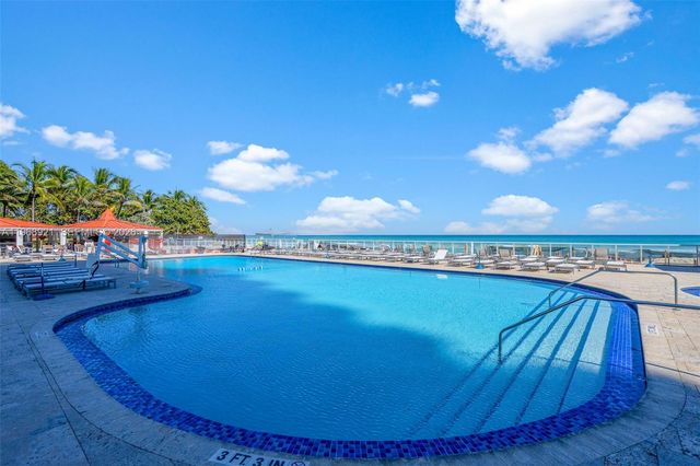 19201 Collins Ave 603, Sunny Isles Beach, FL 33160