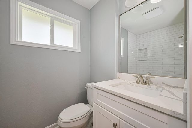 10659 Hazelhurst Drive, Houston, TX 77043