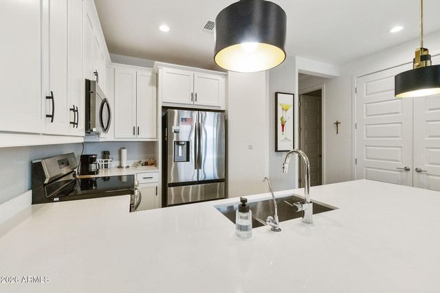 778 S OLYMPIC Drive, Gilbert, AZ 85296