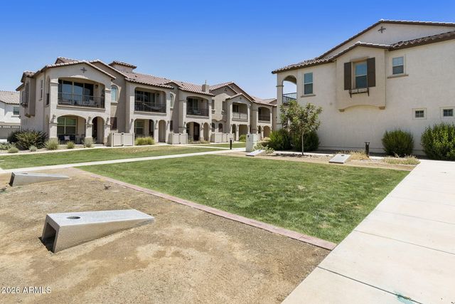 778 S OLYMPIC Drive, Gilbert, AZ 85296