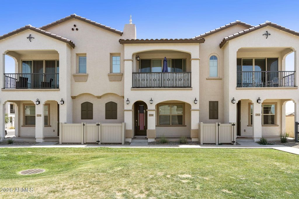 778 S OLYMPIC Drive, Gilbert, AZ 85296 — photo 2