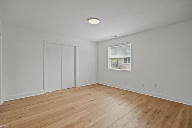 172 W Bayview BLVD, Norfolk, VA 23503