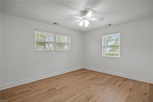 172 W Bayview BLVD, Norfolk, VA 23503