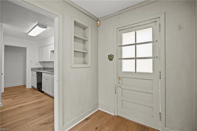 172 W Bayview BLVD, Norfolk, VA 23503