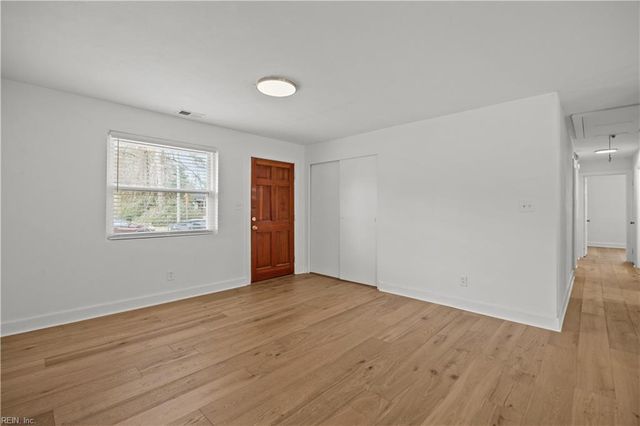 172 W Bayview BLVD, Norfolk, VA 23503