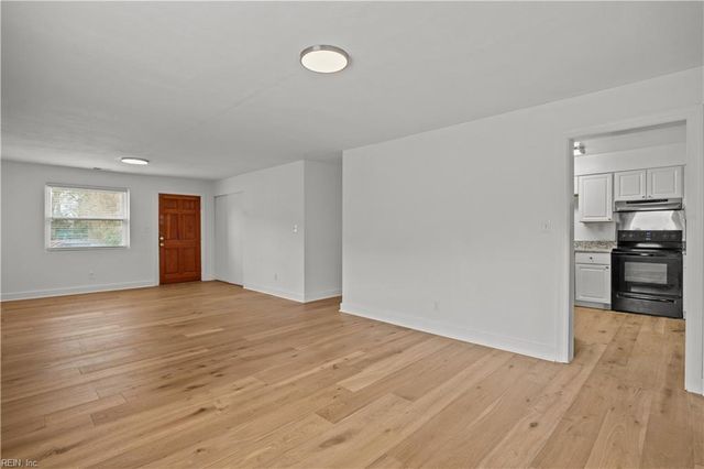 172 W Bayview BLVD, Norfolk, VA 23503