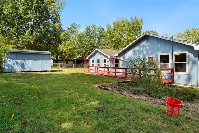 3036 West Countryside Drive, Springfield, MO 65807