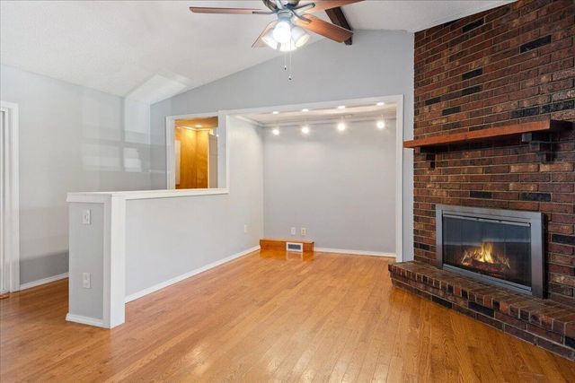 3036 West Countryside Drive, Springfield, MO 65807