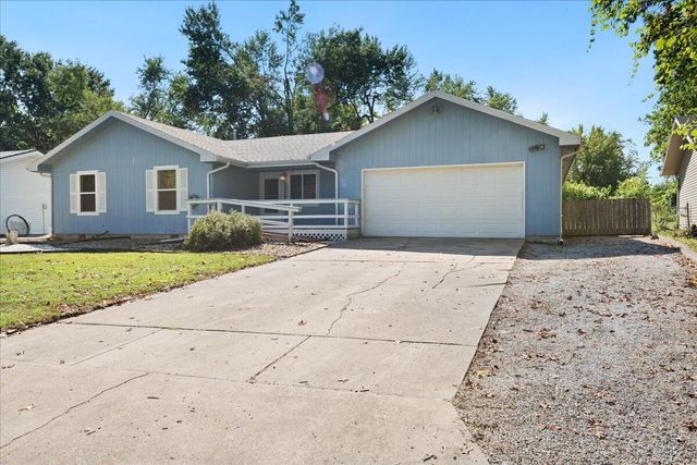 3036 West Countryside Drive, Springfield, MO 65807
