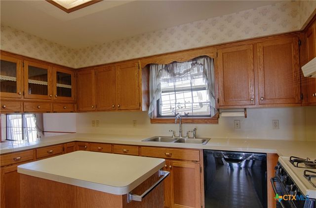 11552 Fm 1383, Schulenburg, TX 78956