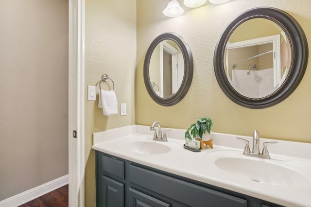 10525 Roy Butler DR, Austin, TX 78717