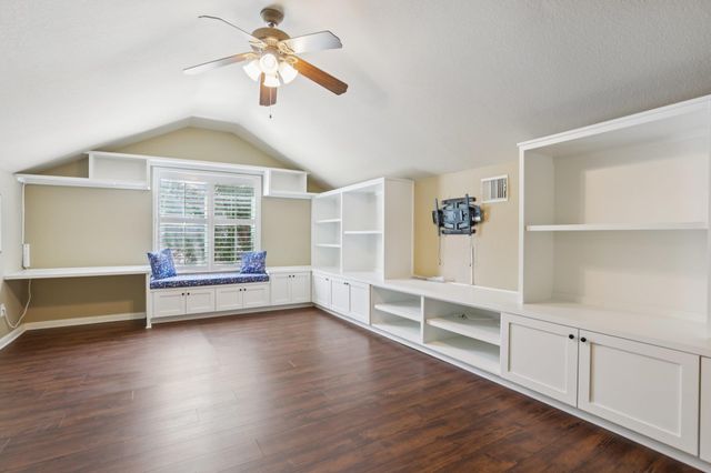 10525 Roy Butler DR, Austin, TX 78717