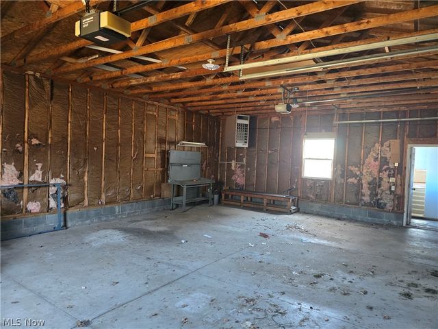 267 Milan Avenue, Amherst, OH 44001
