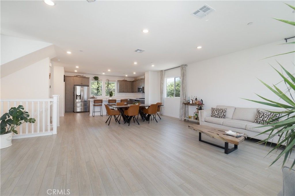 Image 16 of property listing at 27659 S Rockcrest, San Pedro, CA 90731