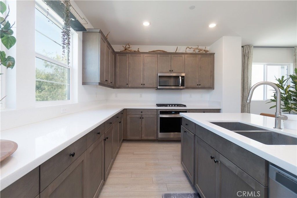 Image 22 of property listing at 27659 S Rockcrest, San Pedro, CA 90731