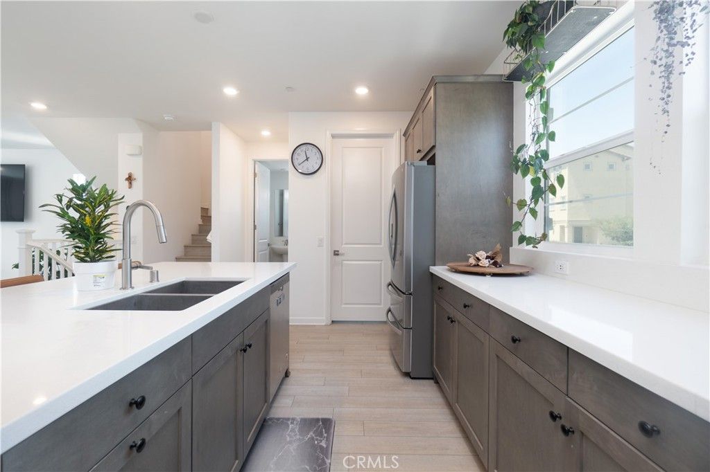 Image 23 of property listing at 27659 S Rockcrest, San Pedro, CA 90731