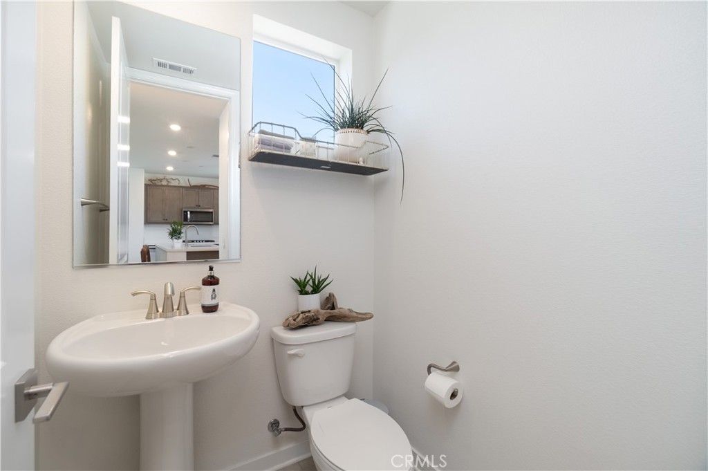 Image 32 of property listing at 27659 S Rockcrest, San Pedro, CA 90731