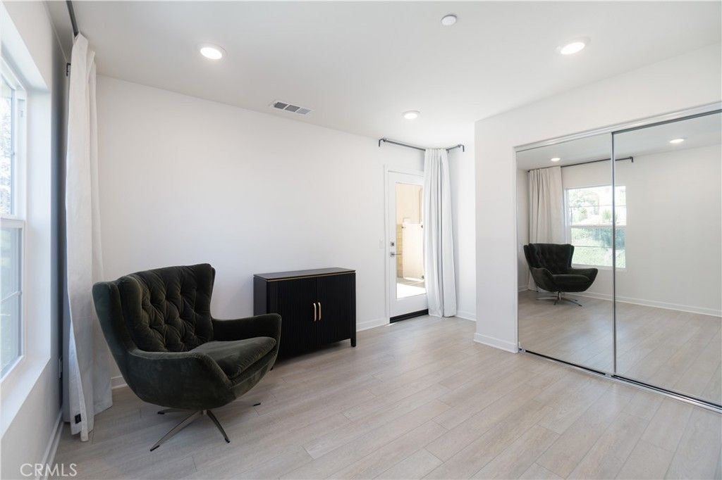 Image 7 of property listing at 27659 S Rockcrest, San Pedro, CA 90731