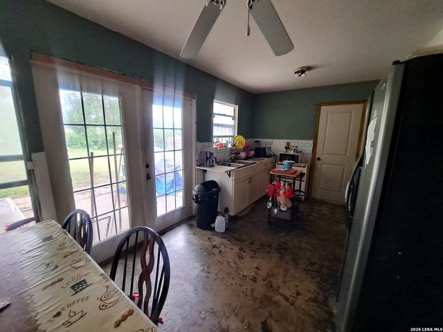 2415 Gunsmoke, San Antonio, TX 78227