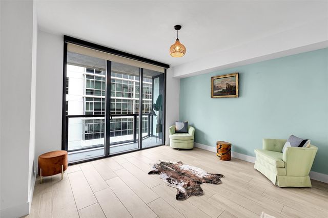 201 SW 17th Road 602, Miami, FL 33129