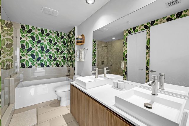 201 SW 17th Road 602, Miami, FL 33129