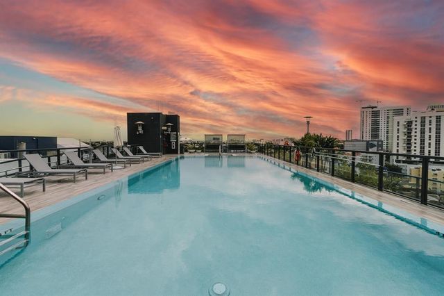 201 SW 17th Road 602, Miami, FL 33129